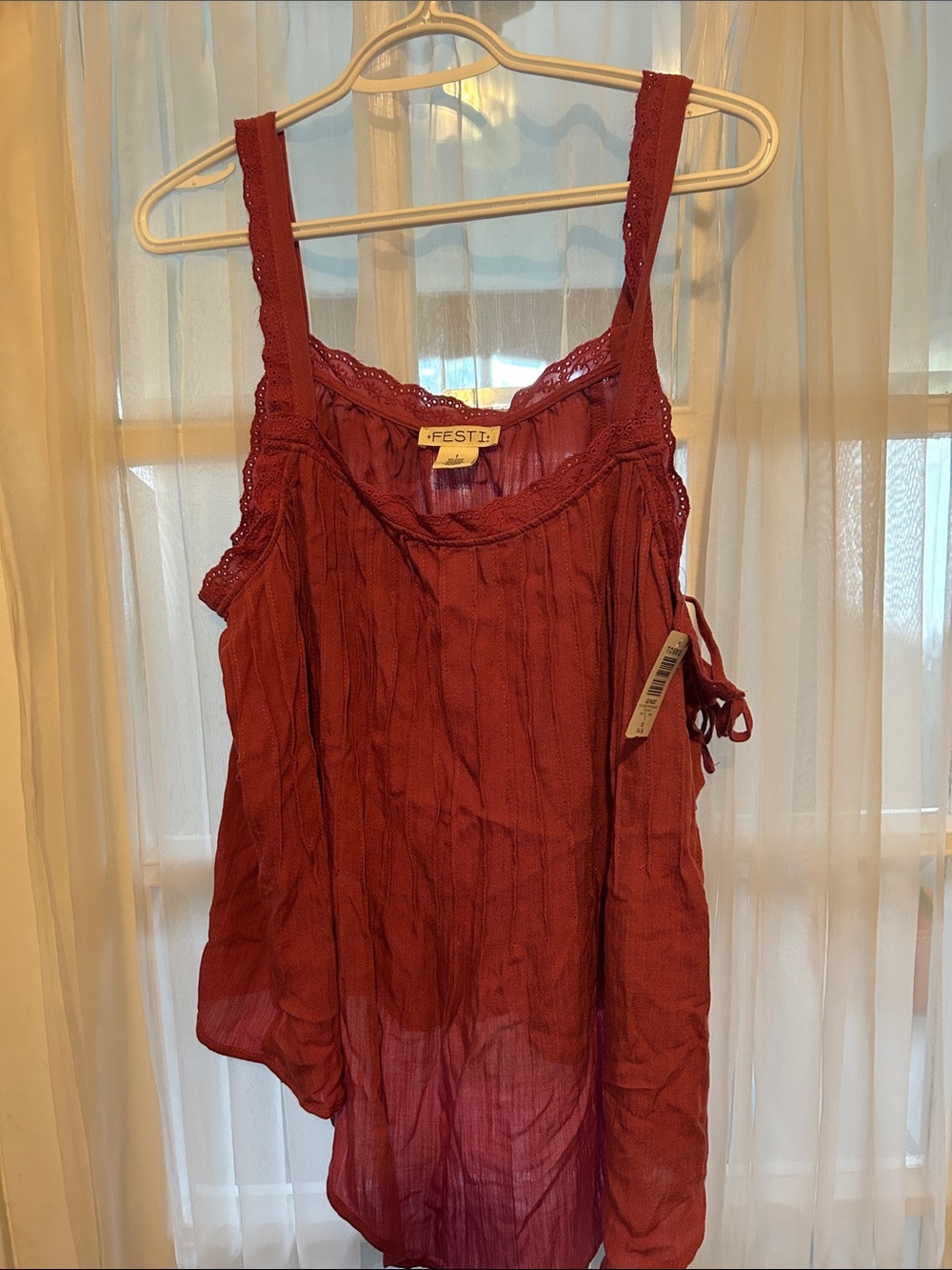 Torrid Festi Raspberry Lace-Trim Sleeveless side tie Women’s Top